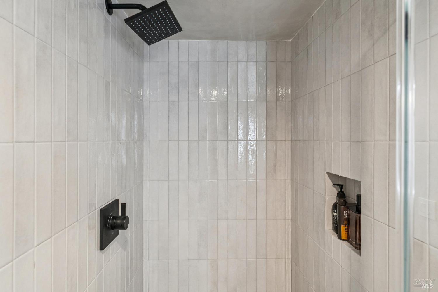 Detail Gallery Image 21 of 88 For 93 Magnolia Ave, Larkspur,  CA 94939 - 3 Beds | 3 Baths