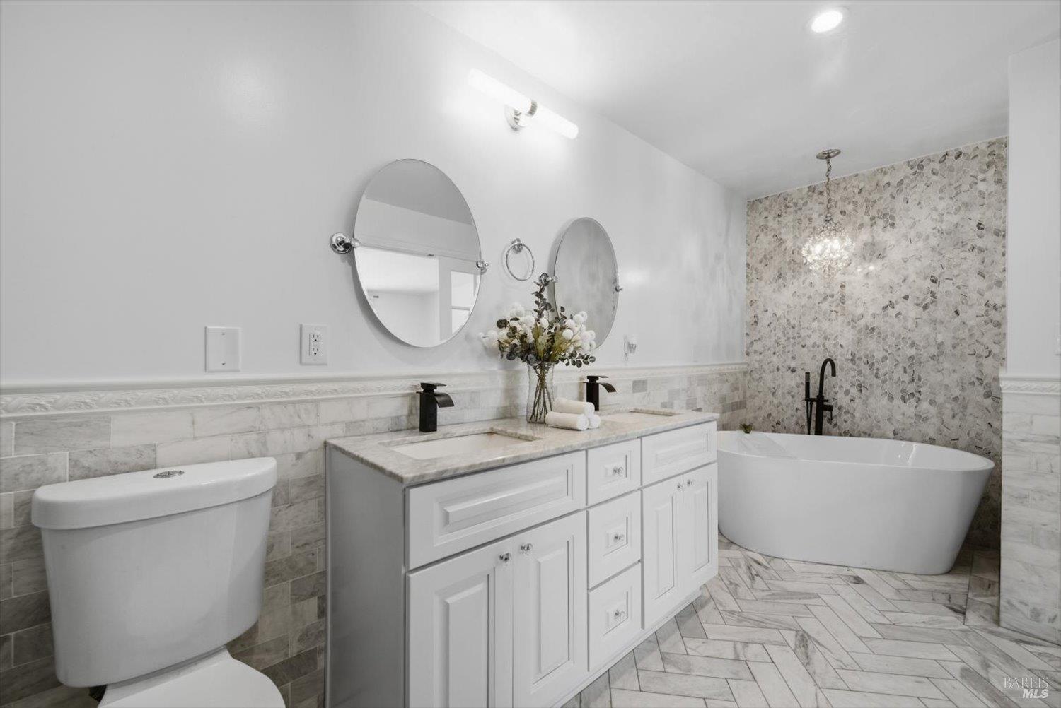 Detail Gallery Image 39 of 99 For 160 Wykoff Dr, Vacaville,  CA 95688 - 6 Beds | 4 Baths