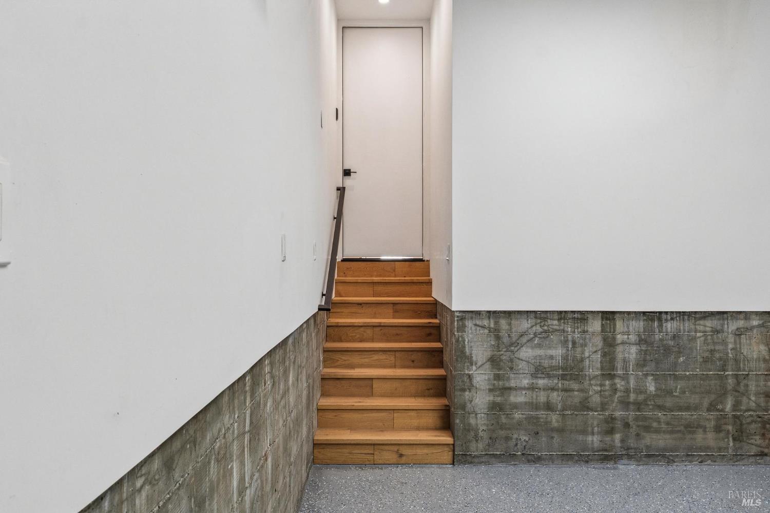 Detail Gallery Image 85 of 88 For 93 Magnolia Ave, Larkspur,  CA 94939 - 3 Beds | 3 Baths