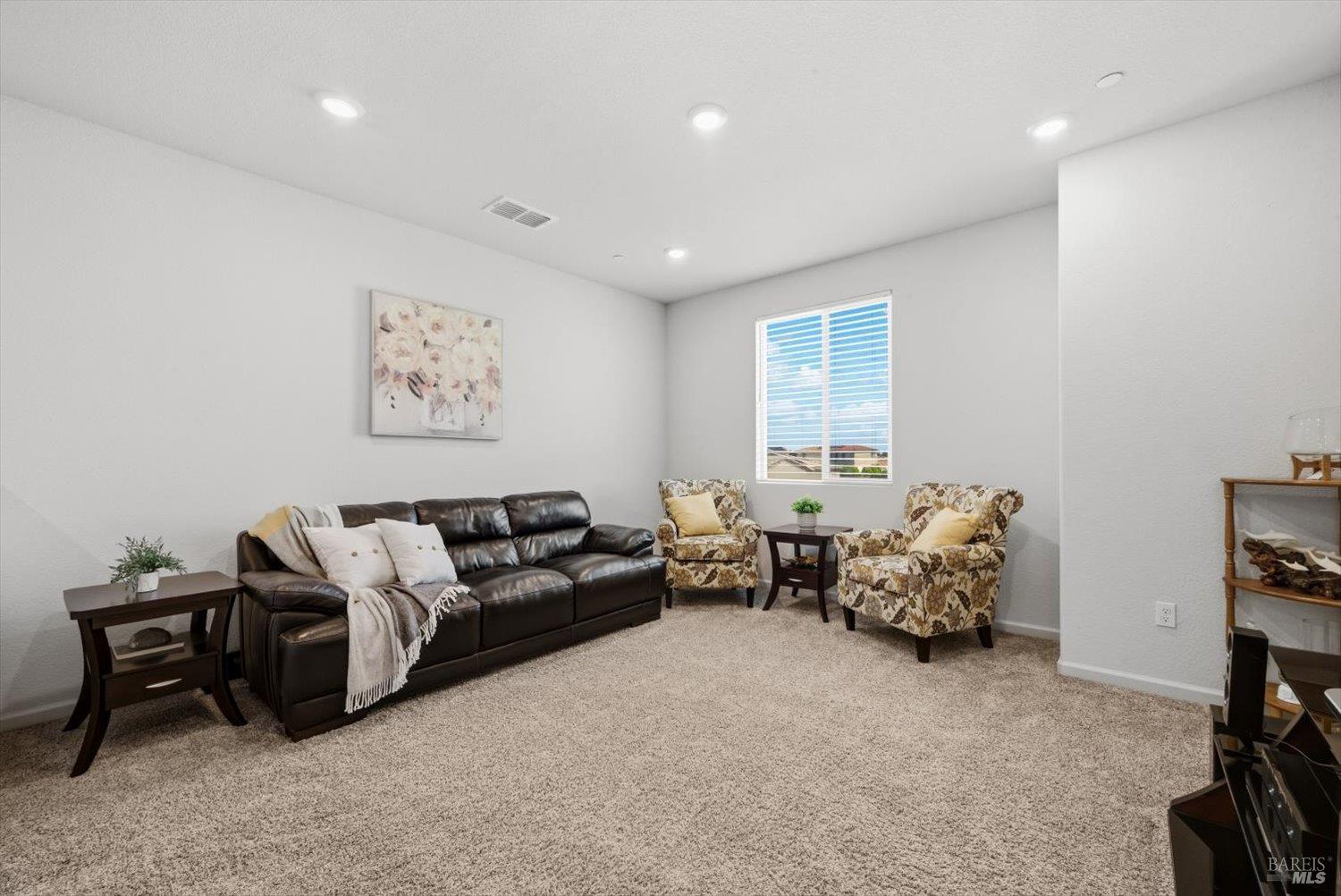 Detail Gallery Image 41 of 81 For 1685 Blossom Way, Dixon,  CA 95620 - 4 Beds | 3 Baths