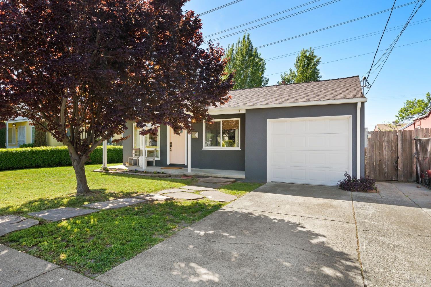 Detail Gallery Image 2 of 47 For 863 Oakwood Ave, Vallejo,  CA 94591 - 3 Beds | 1 Baths