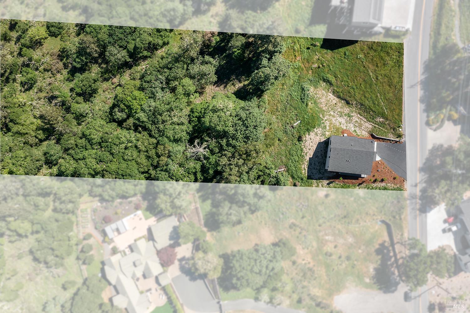 Detail Gallery Image 7 of 32 For 1292 Wikiup Dr, Santa Rosa,  CA 95403 - 2 Beds | 2 Baths