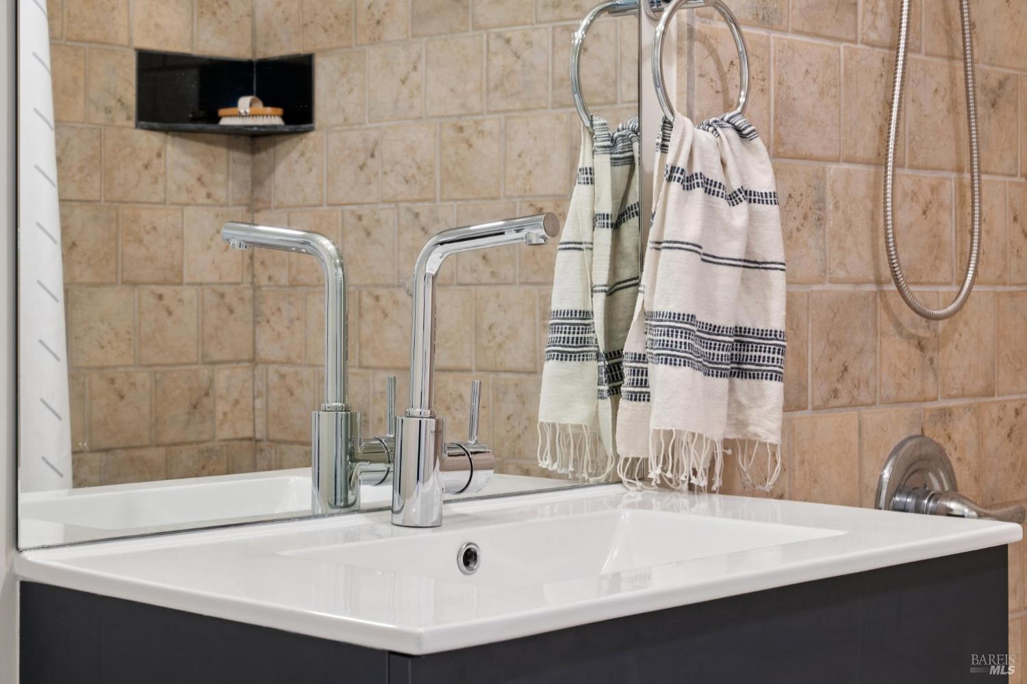 Detail Gallery Image 12 of 98 For 557 Oceana Dr, Dillon Beach,  CA 94929 - 3 Beds | 3 Baths