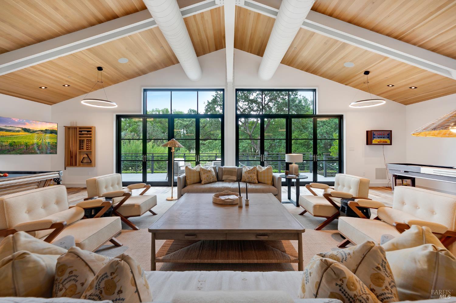 Detail Gallery Image 11 of 41 For 1129 Dealy Ln, Napa,  CA 94559 - – Beds | – Baths