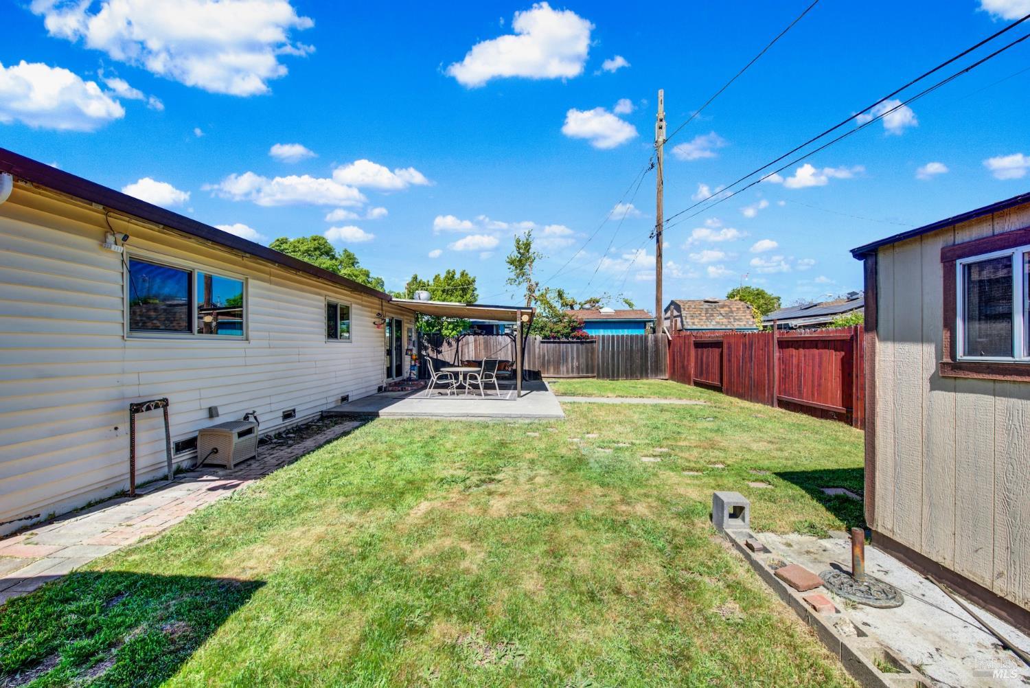 Detail Gallery Image 23 of 26 For 1624 Dover Ave, Fairfield,  CA 94533 - 3 Beds | 1 Baths