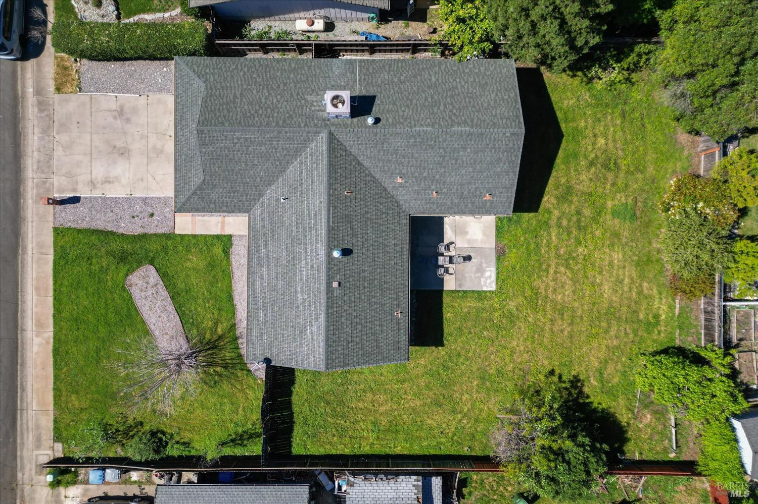 Detail Gallery Image 48 of 66 For 244 Woodhill Dr, Redding,  CA 96003 - 3 Beds | 2 Baths