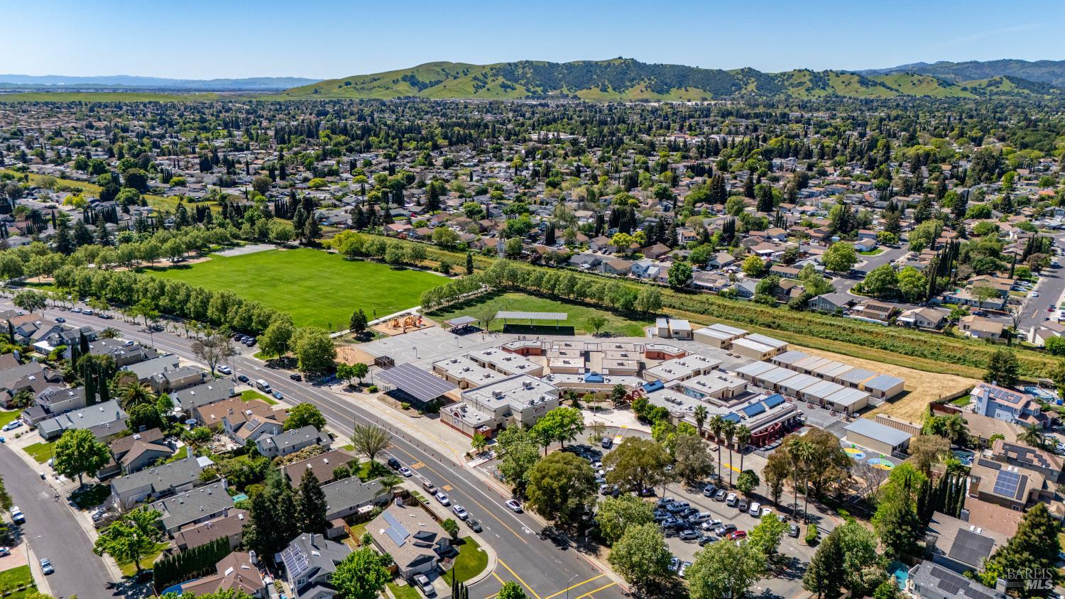 Detail Gallery Image 64 of 71 For 778 Oak Brook Dr, Vacaville,  CA 95687 - 4 Beds | 3 Baths