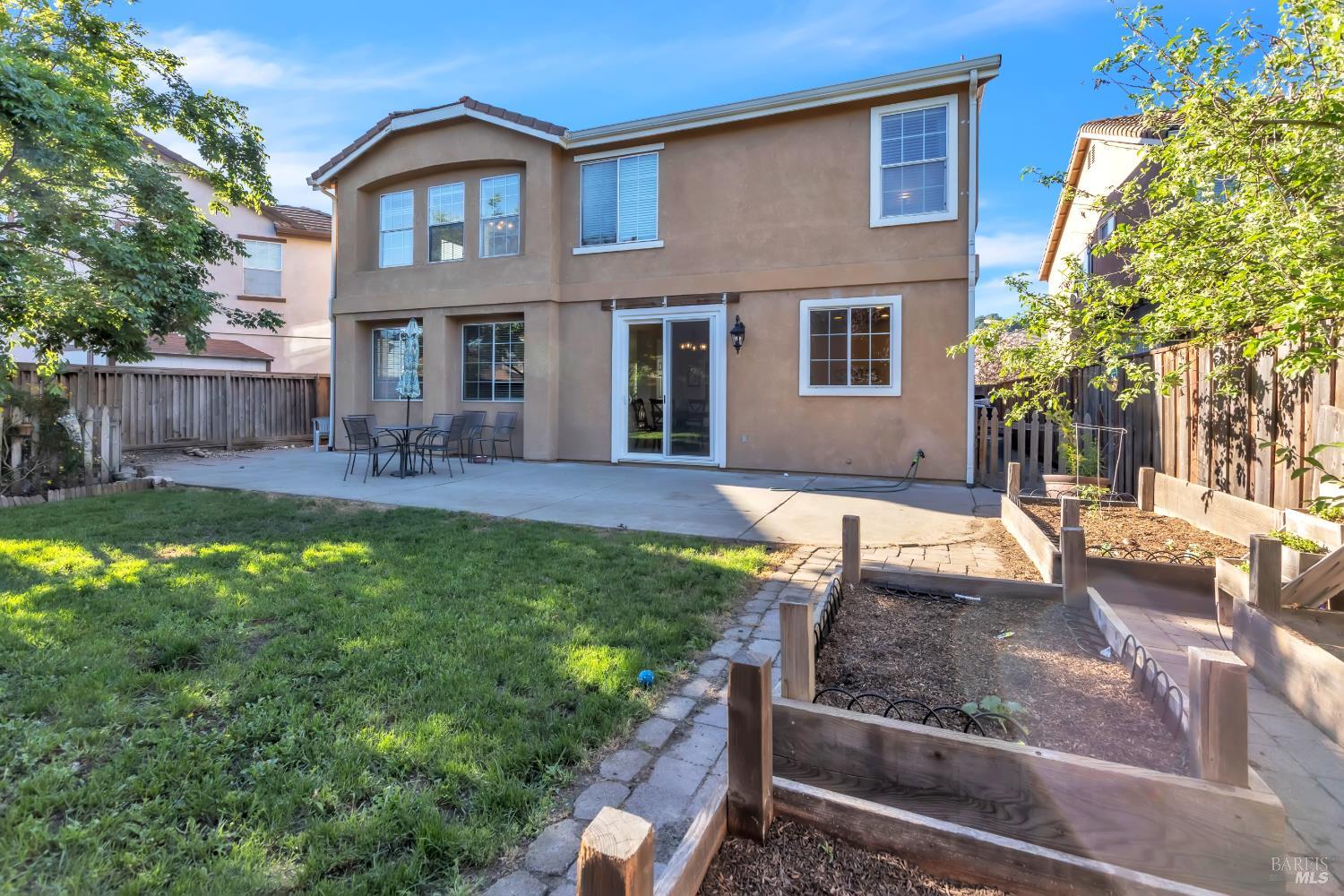 Detail Gallery Image 29 of 38 For 5089 Falls Ct, Fairfield,  CA 94534 - 4 Beds | 2/1 Baths