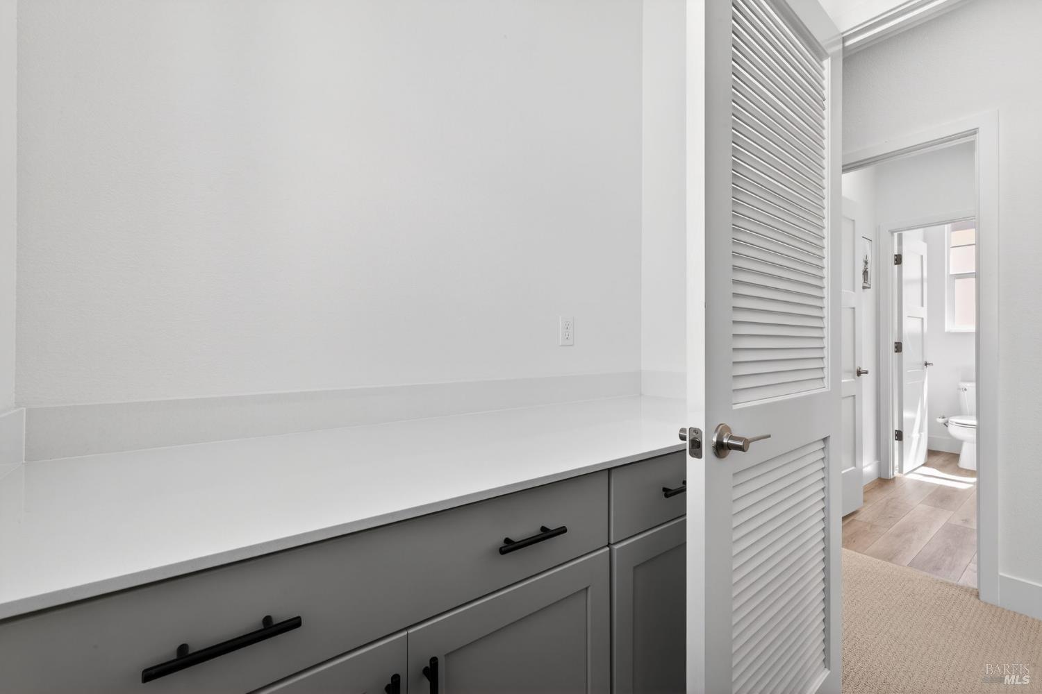 Detail Gallery Image 35 of 46 For 2782 Bella Cir, Santa Rosa,  CA 95407 - 3 Beds | 2/1 Baths