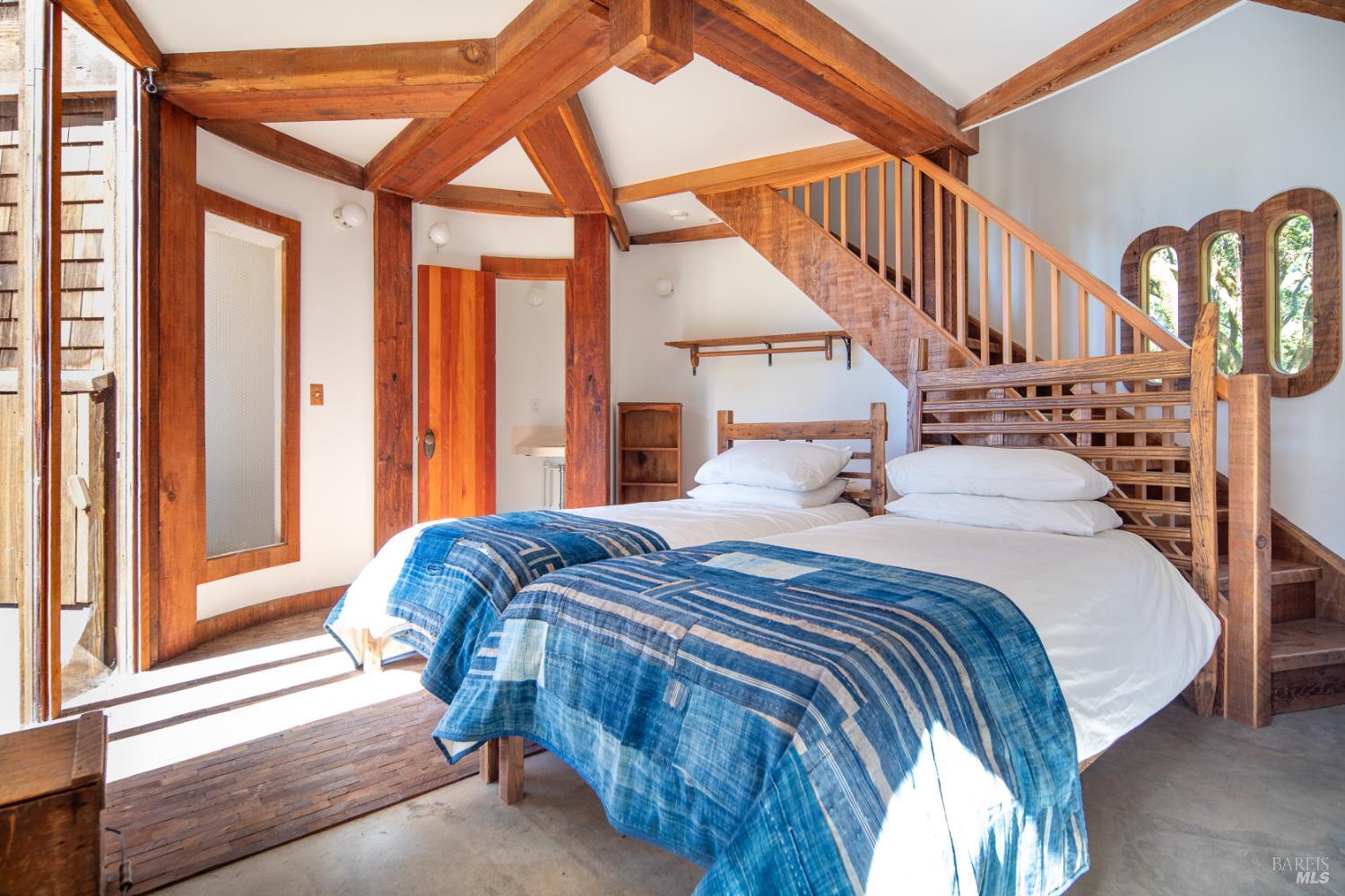 Detail Gallery Image 26 of 50 For Address Is Not Disclosed, Stinson Beach,  CA 94970 - 2 Beds | 2 Baths