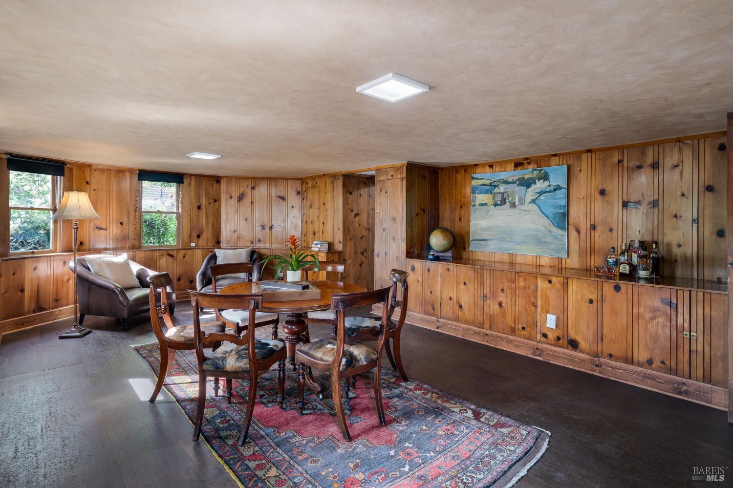 Detail Gallery Image 33 of 72 For 2230 1st St, Napa,  CA 94559 - 5 Beds | 2 Baths