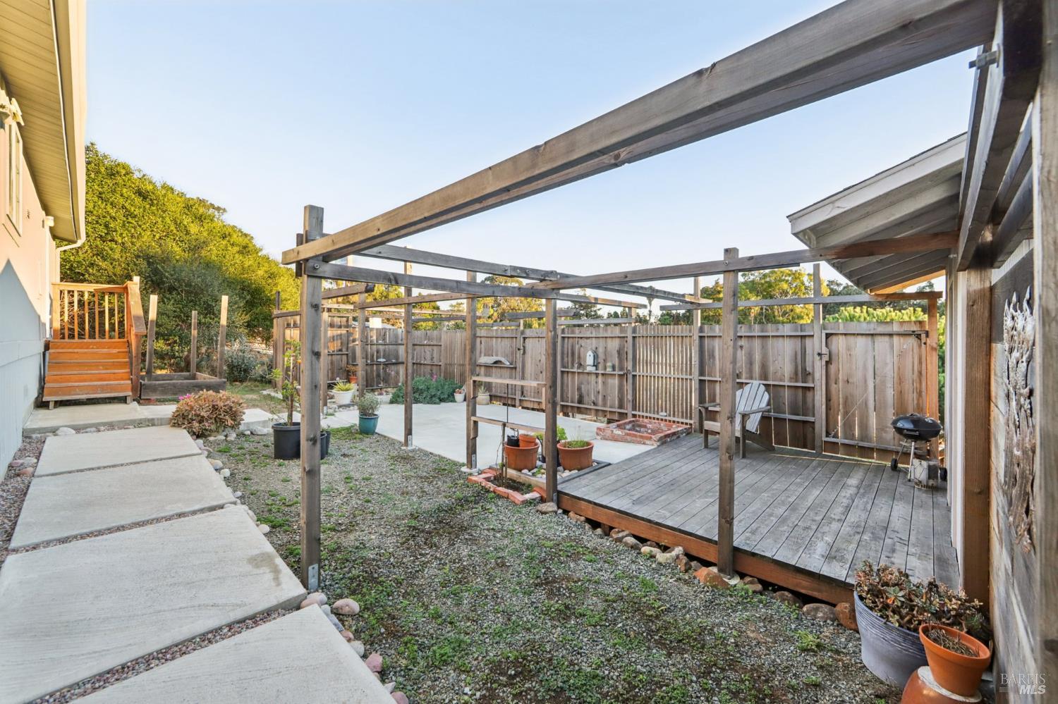 Detail Gallery Image 31 of 47 For 2704 Ridge Rd, San Pablo,  CA 94806 - 3 Beds | 2 Baths