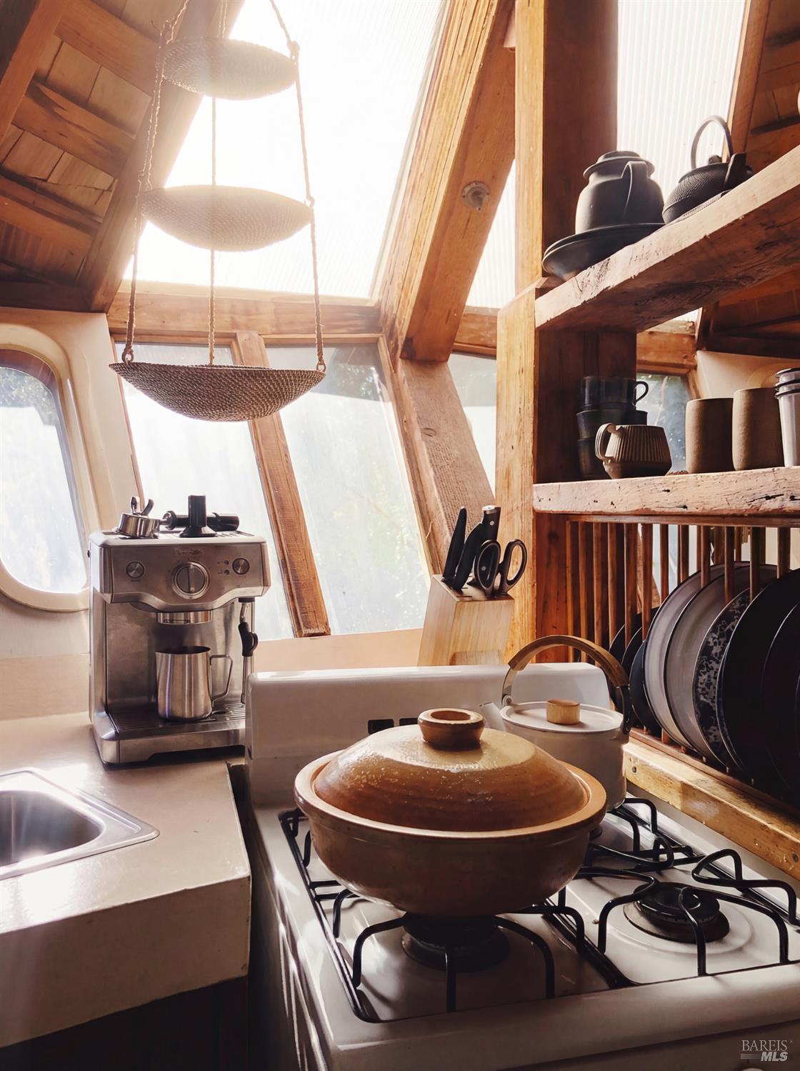 Detail Gallery Image 13 of 50 For Address Is Not Disclosed, Stinson Beach,  CA 94970 - 2 Beds | 2 Baths