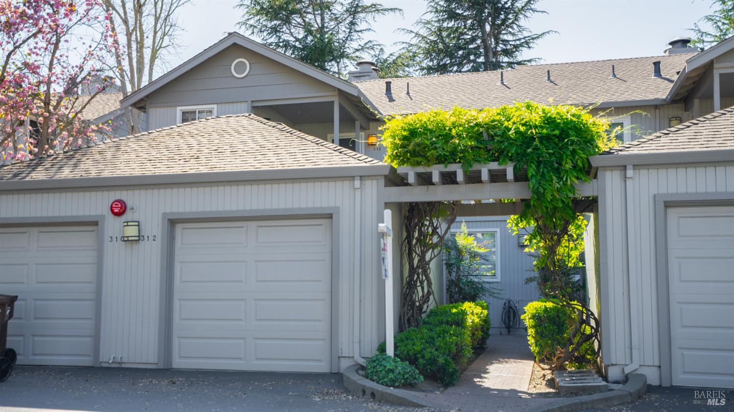 Front Image Thumbnail for BA326024898