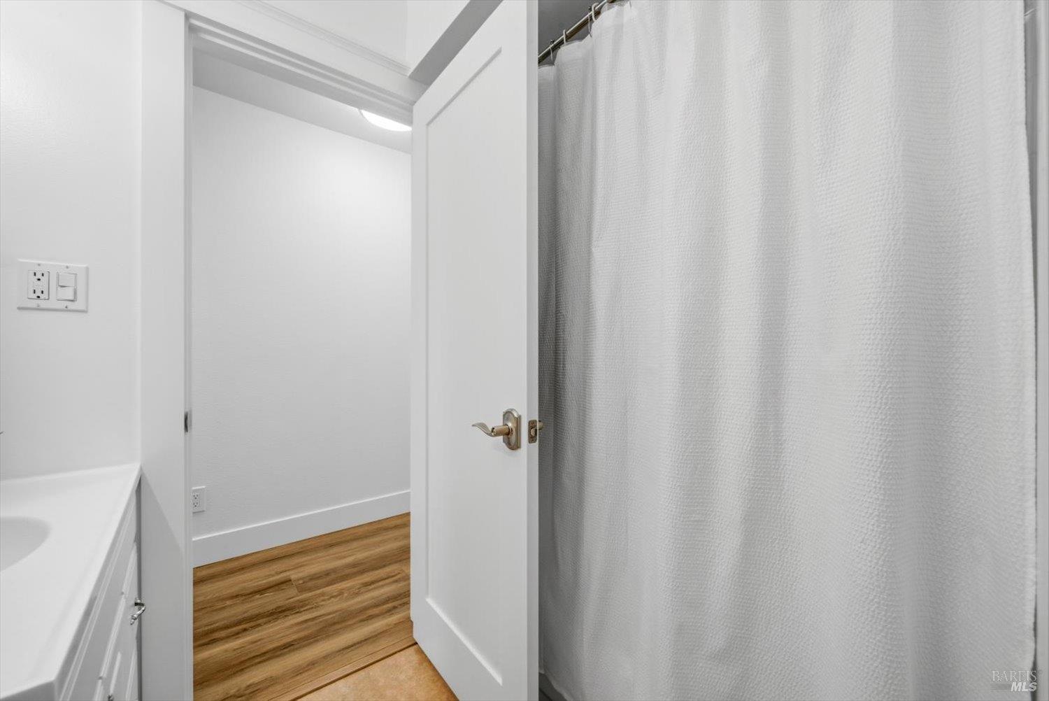 Detail Gallery Image 56 of 99 For 104 Westwood St, Vacaville,  CA 95688 - 5 Beds | 2/1 Baths