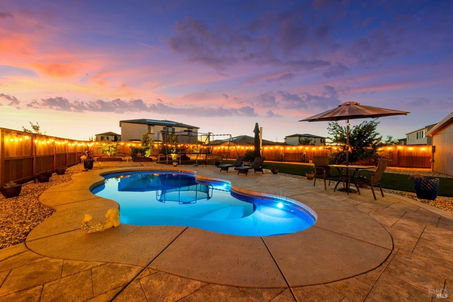 Detail Gallery Image 73 of 81 For 1685 Blossom Way, Dixon,  CA 95620 - 4 Beds | 3 Baths