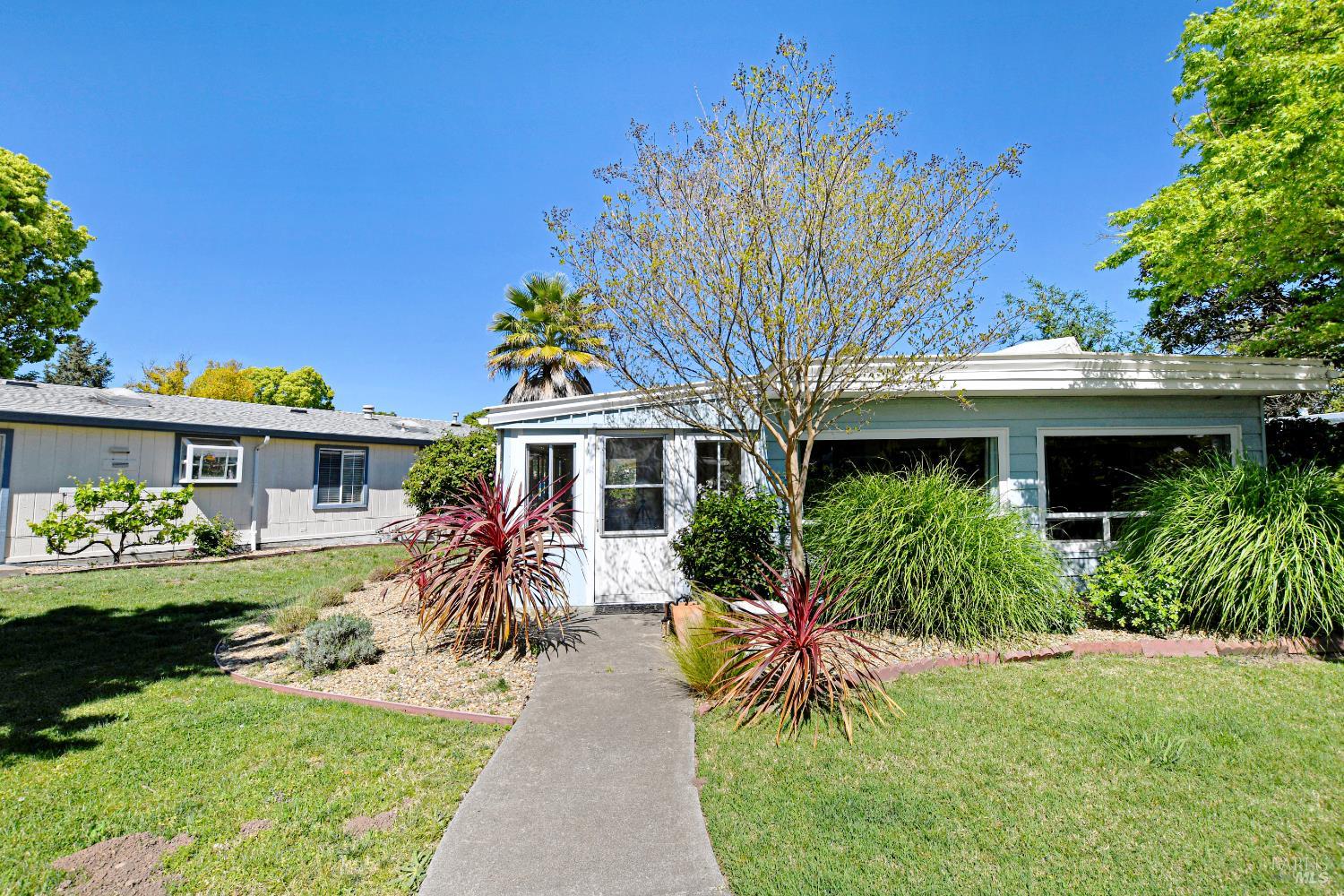 Detail Gallery Image 25 of 33 For 160 Chiquita Camino Unkn, Sonoma,  CA 95476 - 2 Beds | 2 Baths