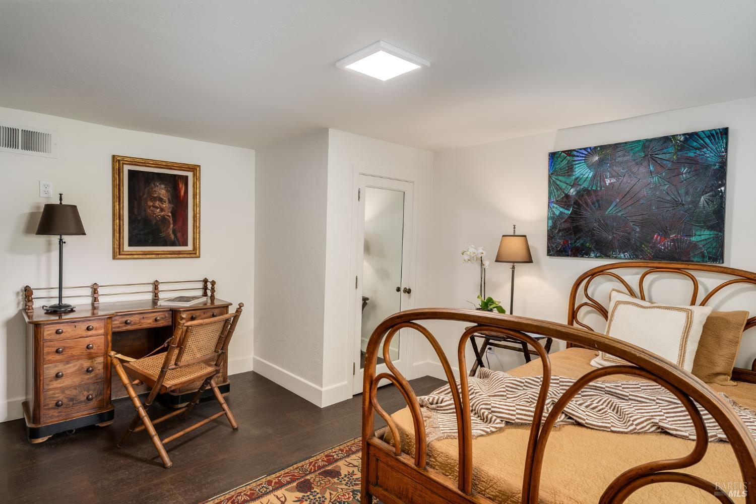 Detail Gallery Image 40 of 72 For 2230 1st St, Napa,  CA 94559 - 5 Beds | 2 Baths