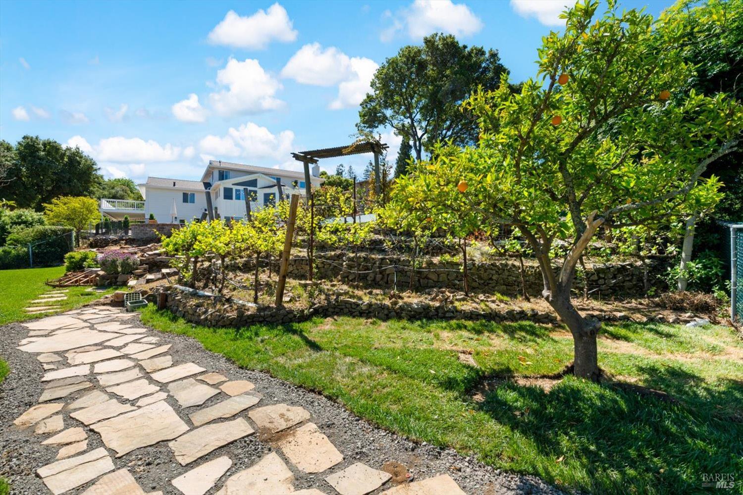 Detail Gallery Image 83 of 99 For 160 Wykoff Dr, Vacaville,  CA 95688 - 6 Beds | 4 Baths