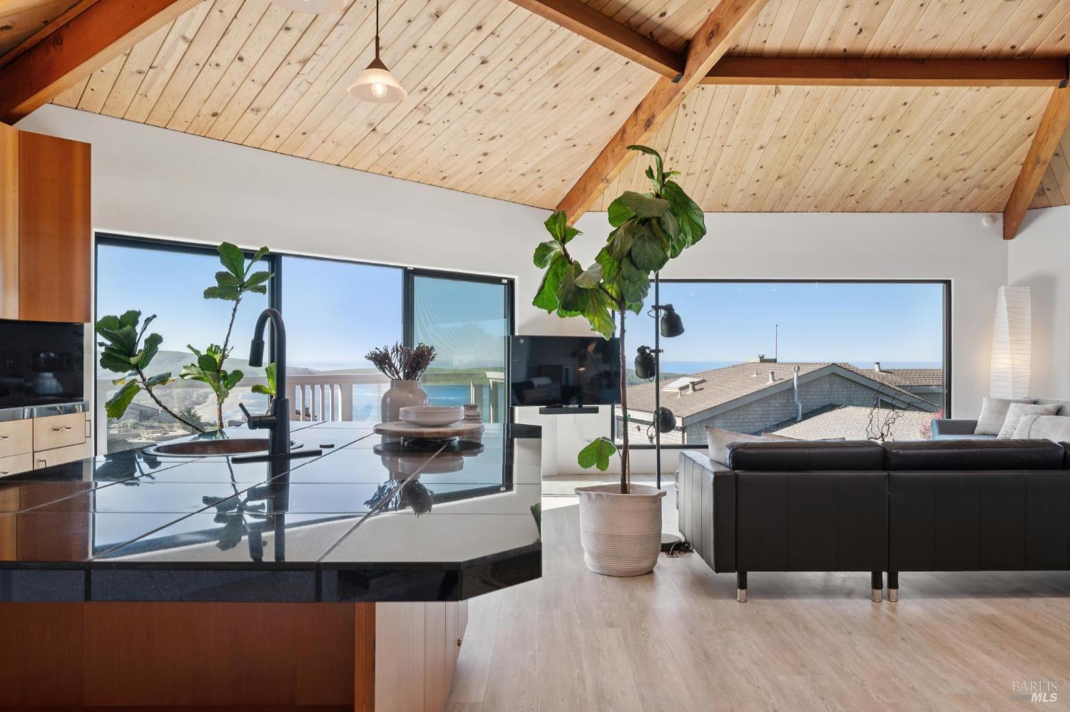 Detail Gallery Image 53 of 98 For 557 Oceana Dr, Dillon Beach,  CA 94929 - 3 Beds | 3 Baths