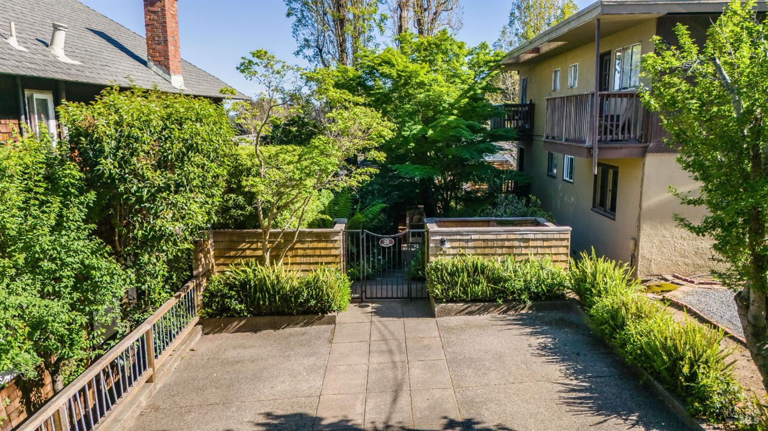 Detail Gallery Image 46 of 50 For 29 Bayview Ave #3,  Mill Valley,  CA 94941 - 2 Beds | 2 Baths