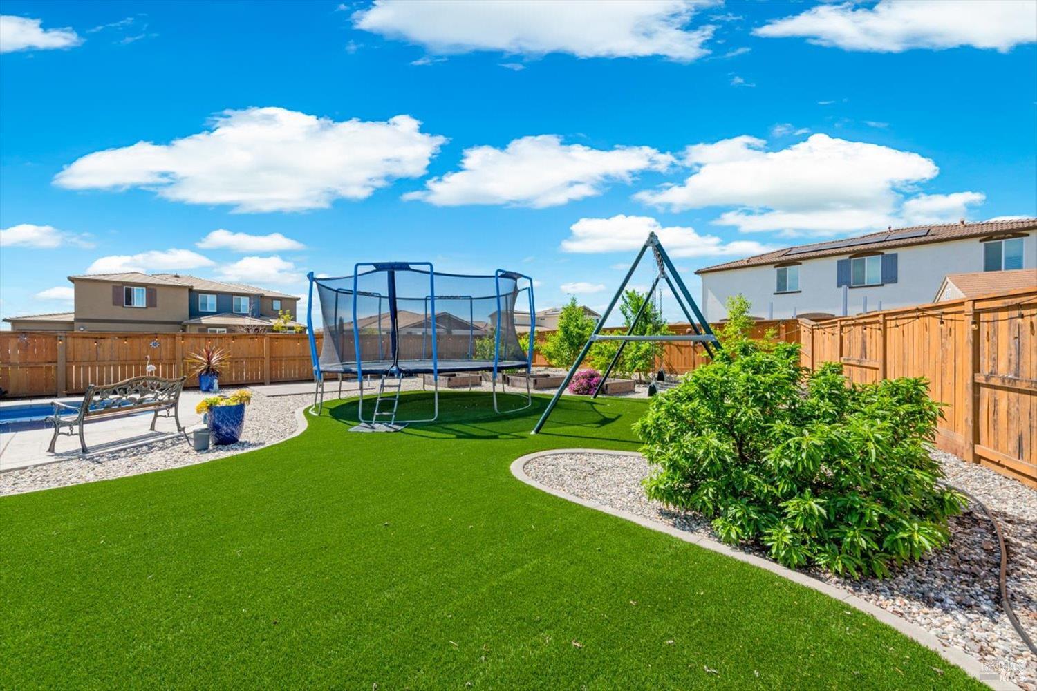 Detail Gallery Image 59 of 81 For 1685 Blossom Way, Dixon,  CA 95620 - 4 Beds | 3 Baths