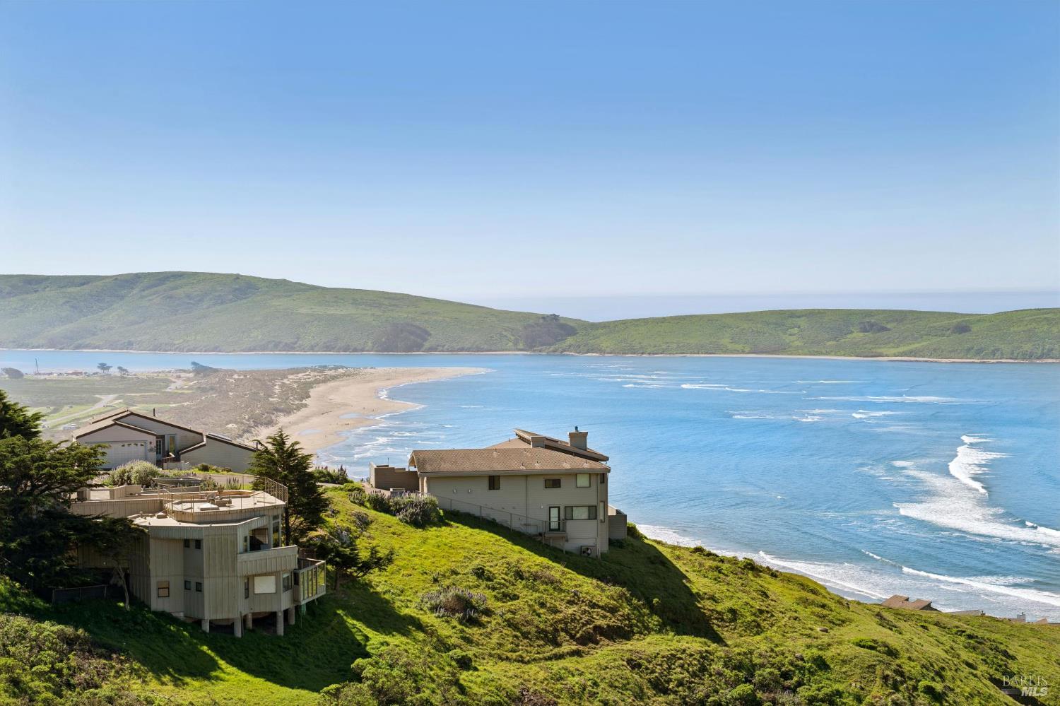 Detail Gallery Image 74 of 98 For 557 Oceana Dr, Dillon Beach,  CA 94929 - 3 Beds | 3 Baths