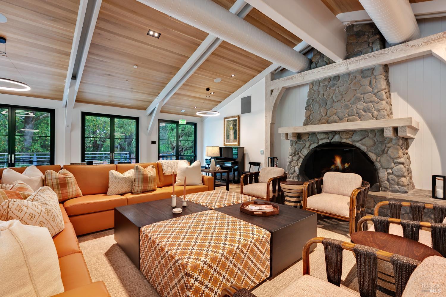 Detail Gallery Image 12 of 41 For 1129 Dealy Ln, Napa,  CA 94559 - – Beds | – Baths