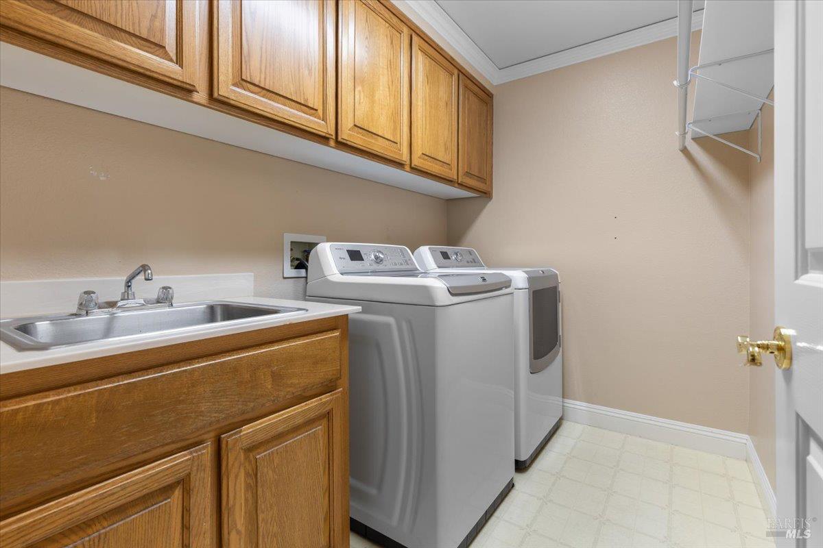 Detail Gallery Image 37 of 76 For 3229 Seminole Cir, Fairfield,  CA 94534 - 5 Beds | 3 Baths