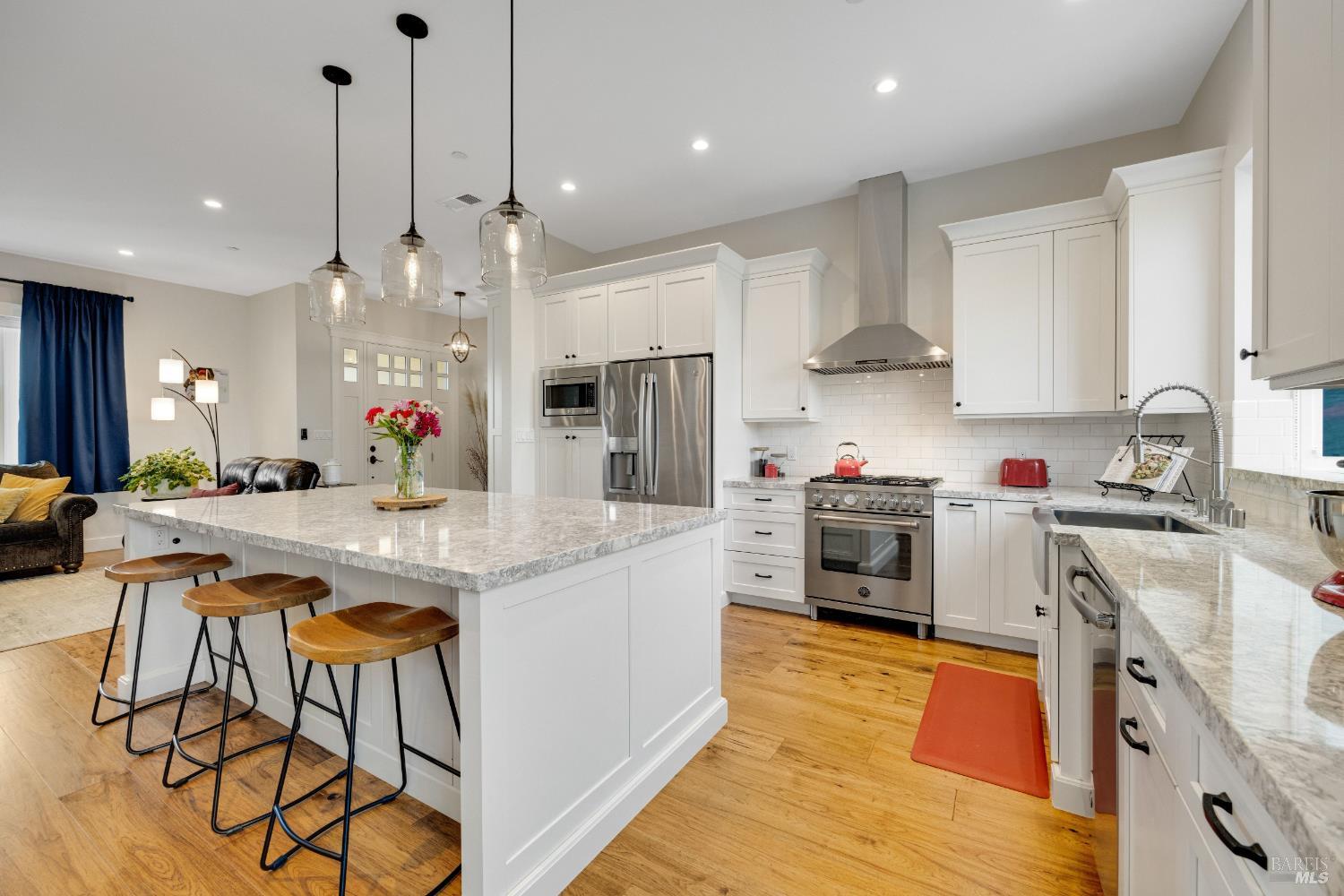 Detail Gallery Image 16 of 44 For 1935 San Marcos Dr, Santa Rosa,  CA 95403 - 3 Beds | 2 Baths