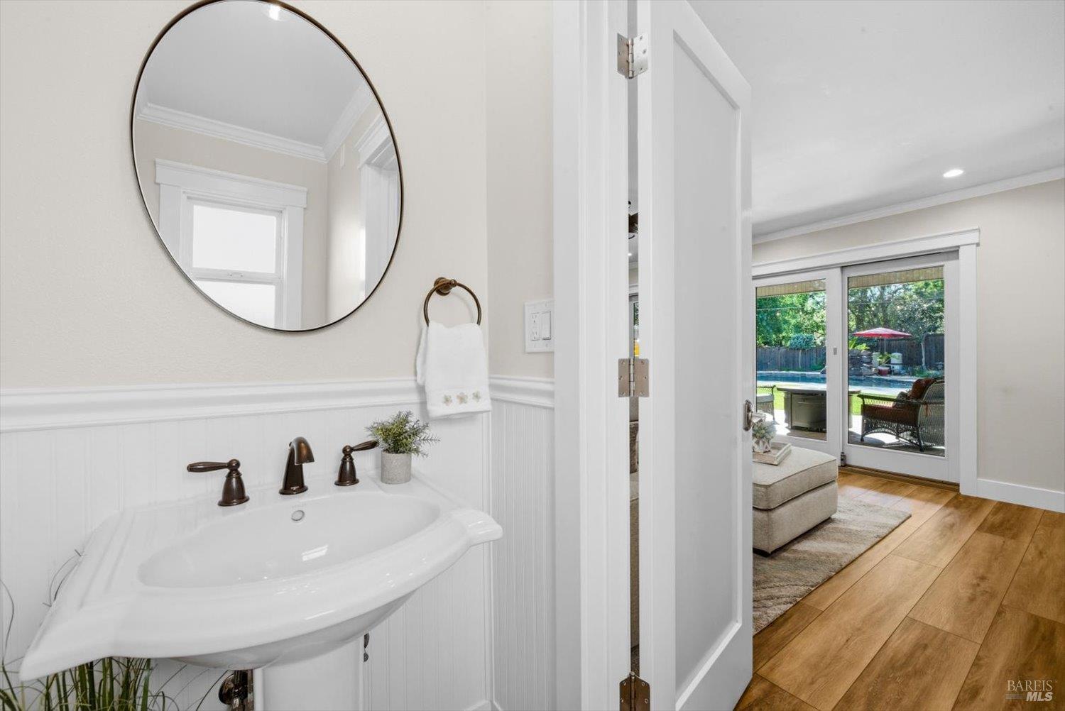 Detail Gallery Image 37 of 99 For 104 Westwood St, Vacaville,  CA 95688 - 5 Beds | 2/1 Baths