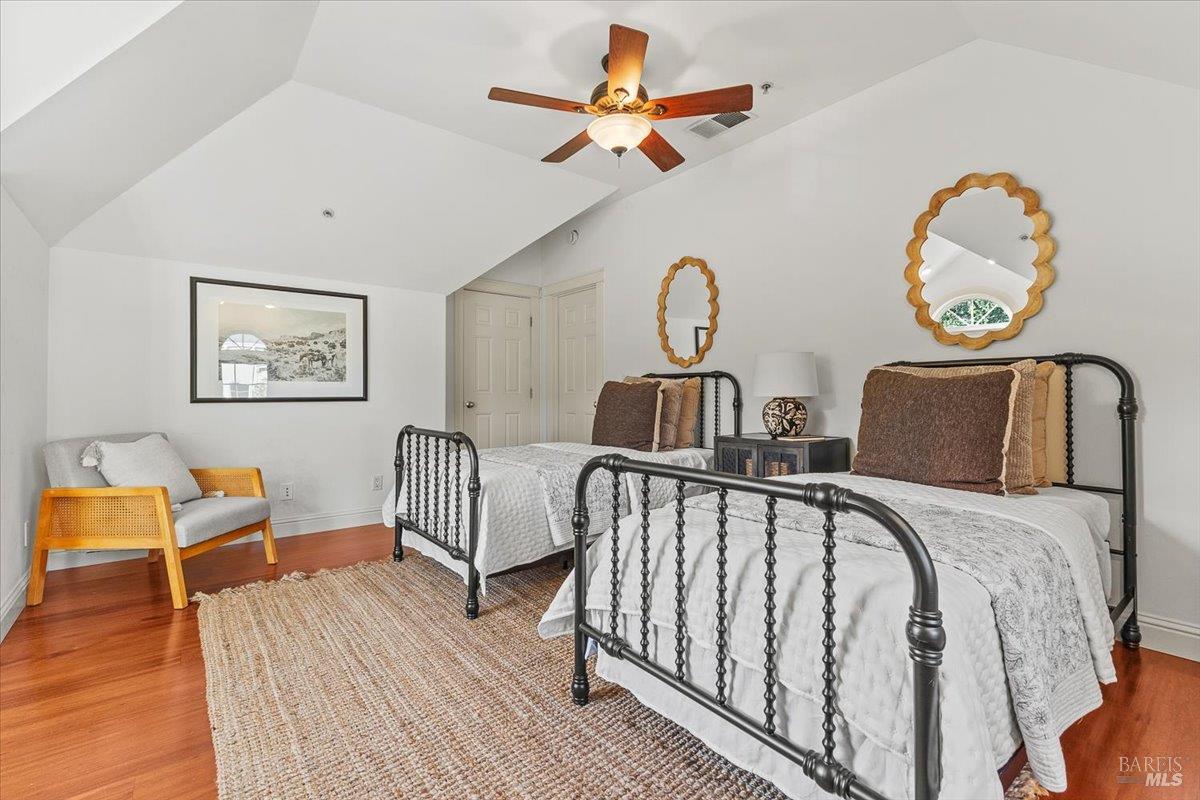 Detail Gallery Image 43 of 60 For 134 Moonlight Dr, Healdsburg,  CA 95448 - 4 Beds | 3/1 Baths