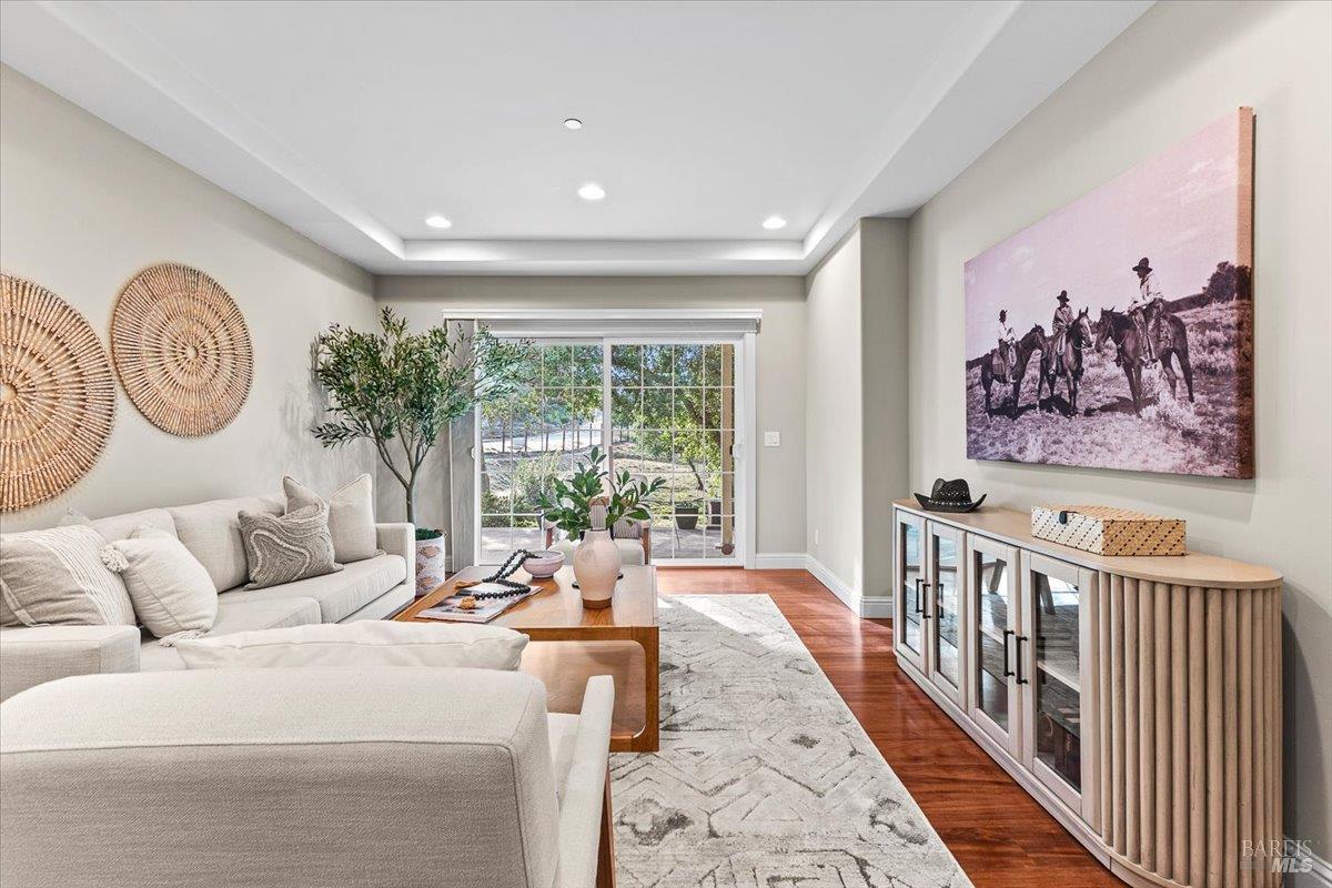 Detail Gallery Image 23 of 60 For 134 Moonlight Dr, Healdsburg,  CA 95448 - 4 Beds | 3/1 Baths