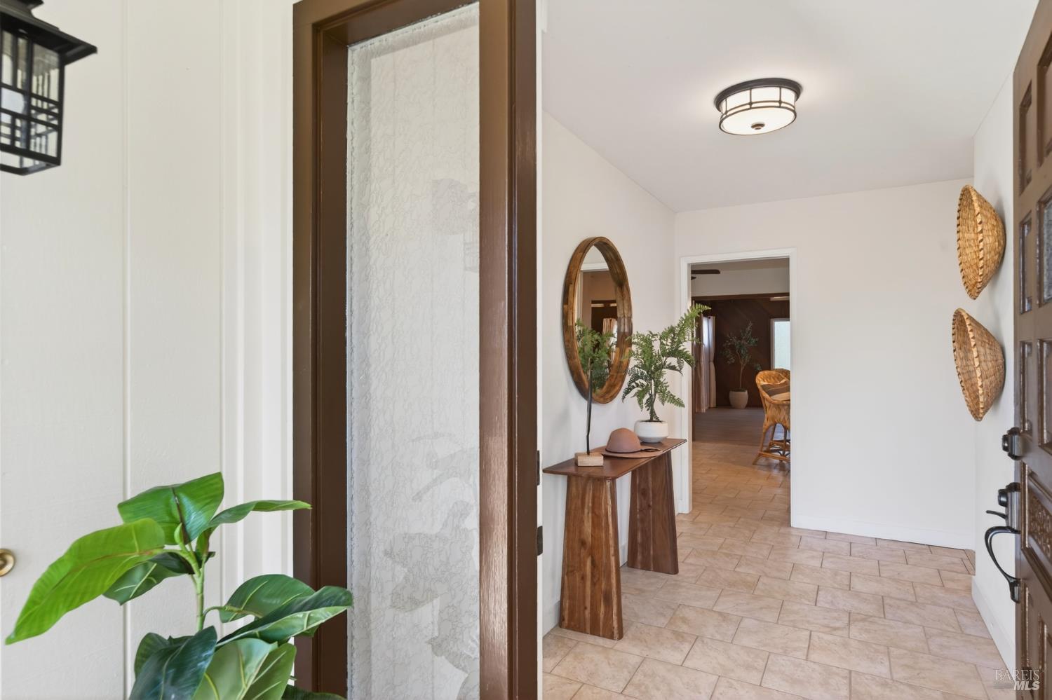 Detail Gallery Image 2 of 79 For 2447 Rigdon St, Napa,  CA 94558 - 5 Beds | 4 Baths