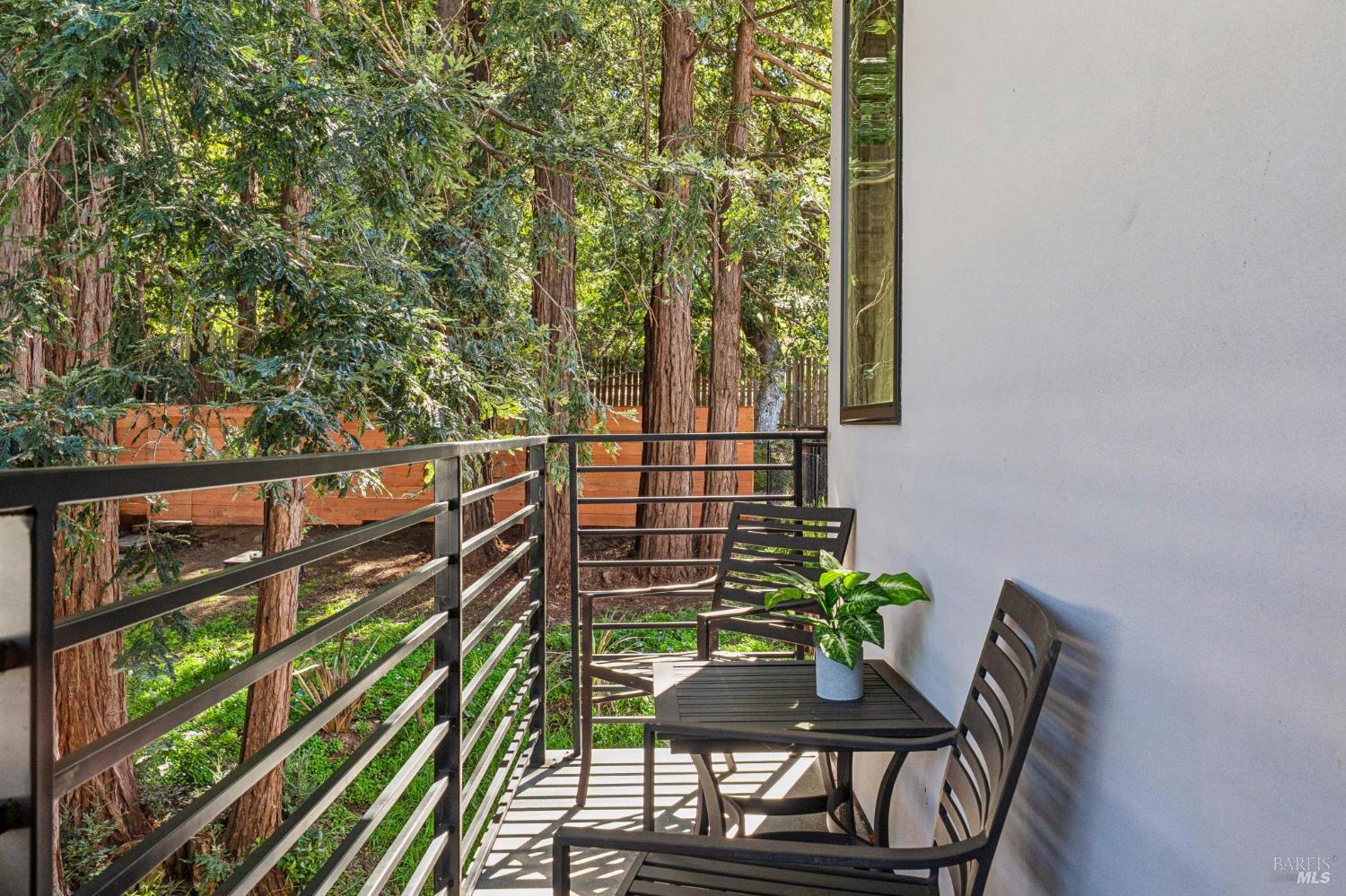 Detail Gallery Image 48 of 88 For 93 Magnolia Ave, Larkspur,  CA 94939 - 3 Beds | 3 Baths