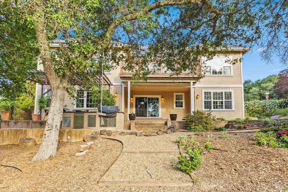 Detail Gallery Image 56 of 60 For 134 Moonlight Dr, Healdsburg,  CA 95448 - 4 Beds | 3/1 Baths