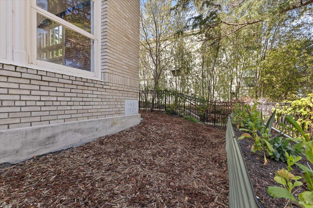 Detail Gallery Image 29 of 29 For 331 Keller St #6,  Petaluma,  CA 94952 - 2 Beds | 2/1 Baths