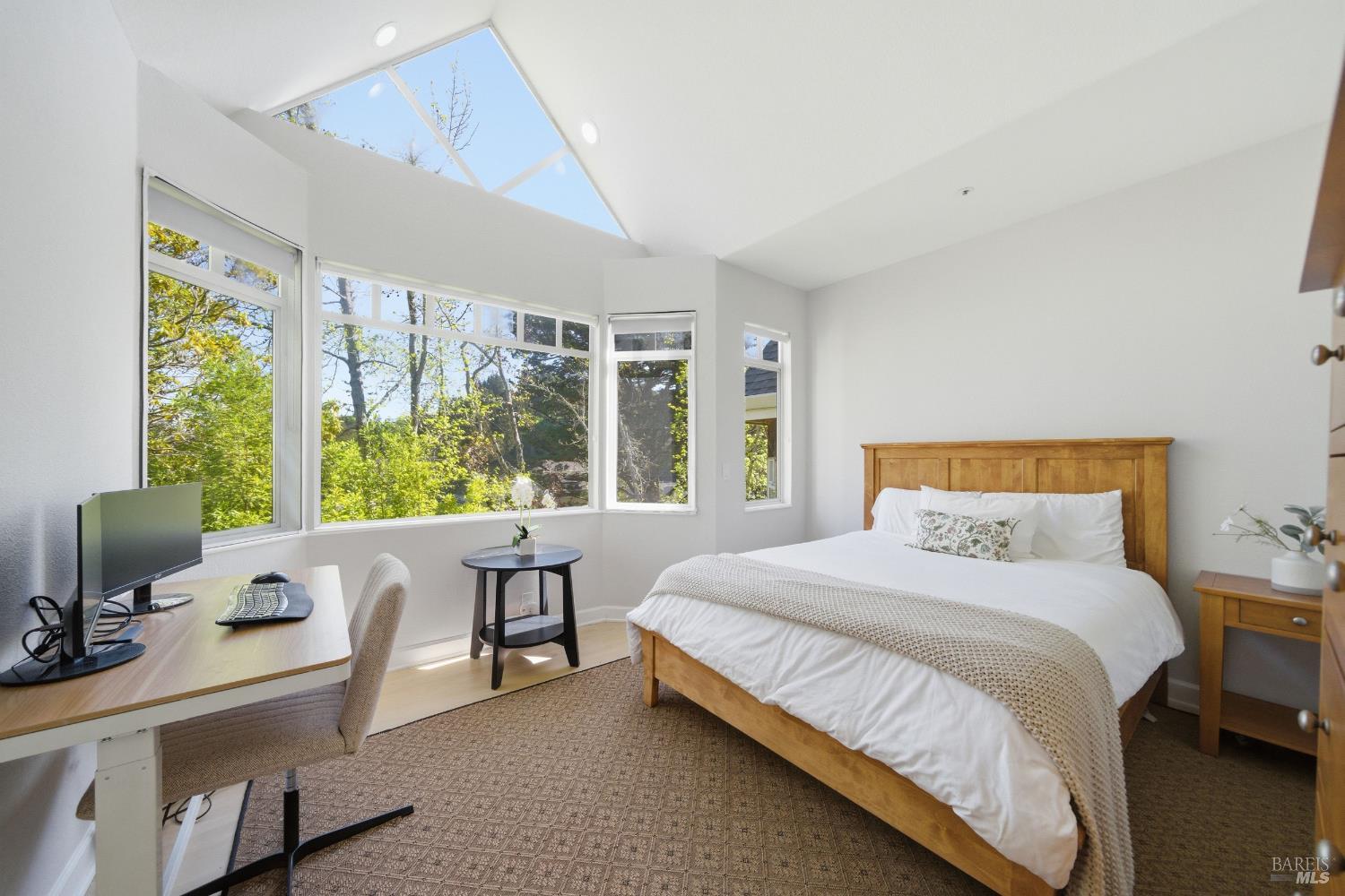Detail Gallery Image 26 of 50 For 29 Bayview Ave #3,  Mill Valley,  CA 94941 - 2 Beds | 2 Baths