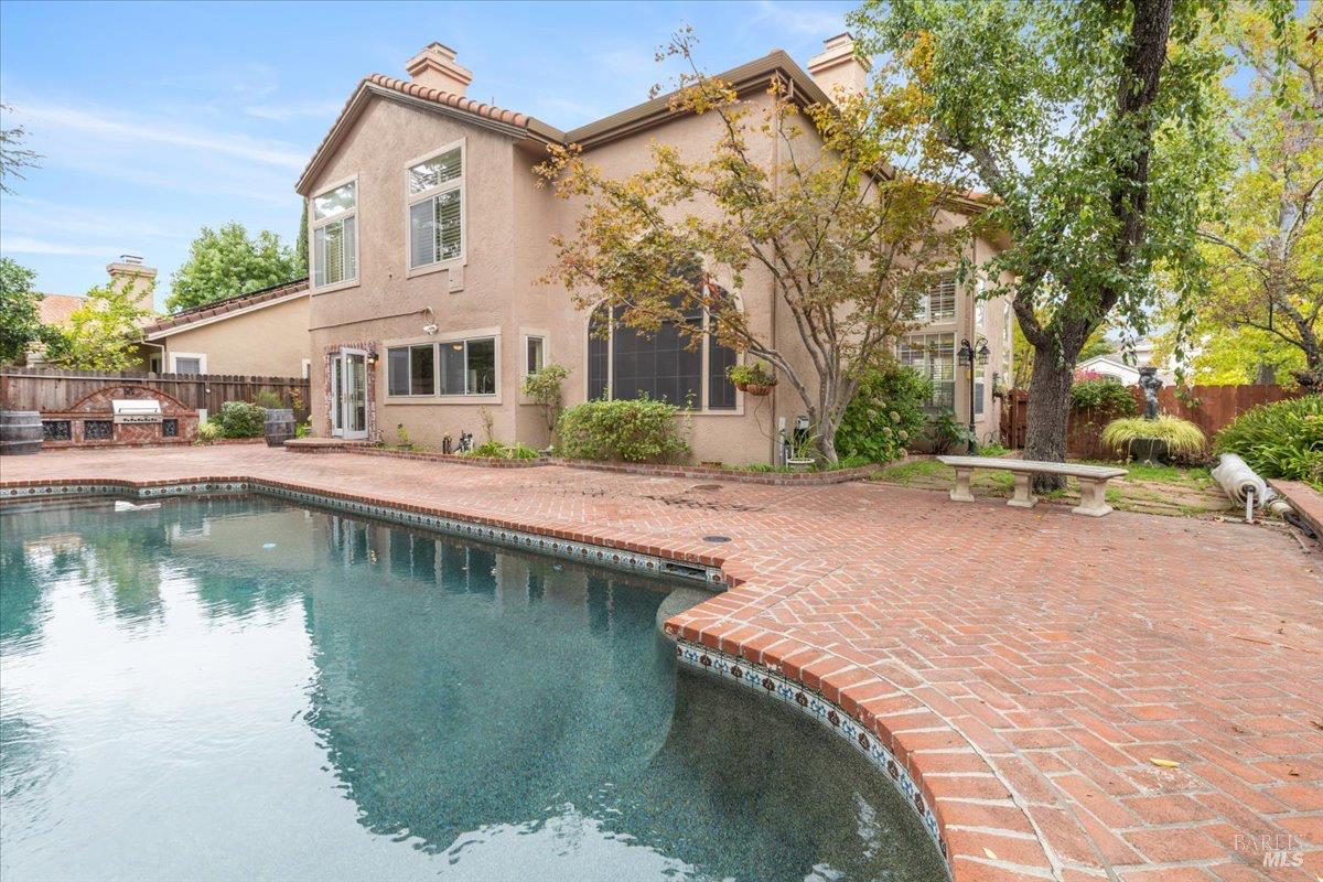 Detail Gallery Image 45 of 76 For 3229 Seminole Cir, Fairfield,  CA 94534 - 5 Beds | 3 Baths