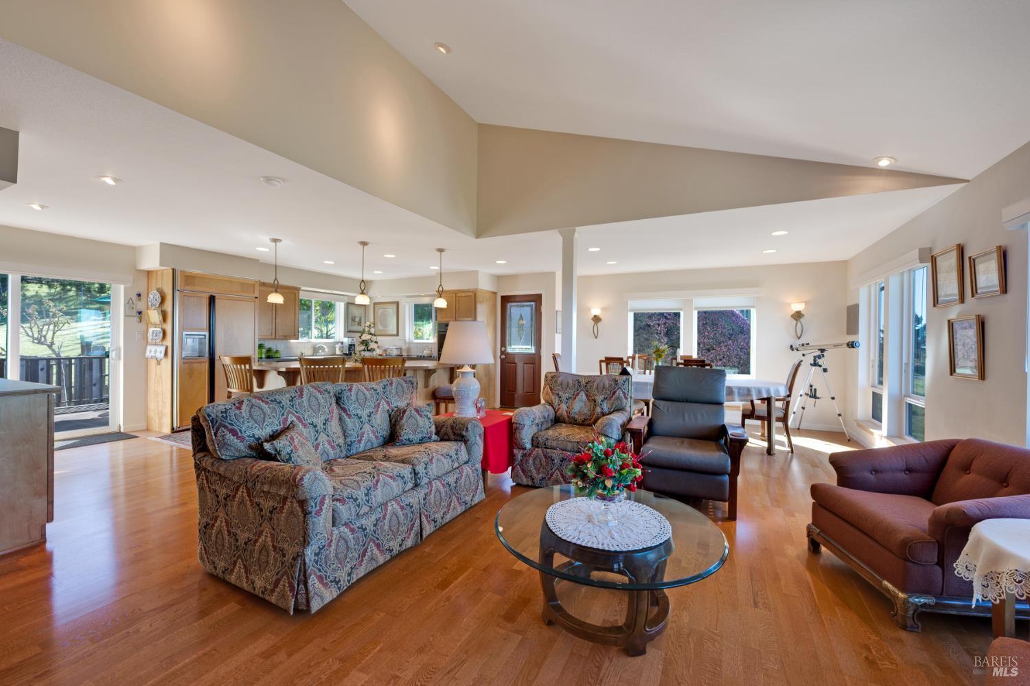 Detail Gallery Image 25 of 68 For 5455 Sierra Grande Dr, Bodega Bay,  CA 94923 - 2 Beds | 2 Baths
