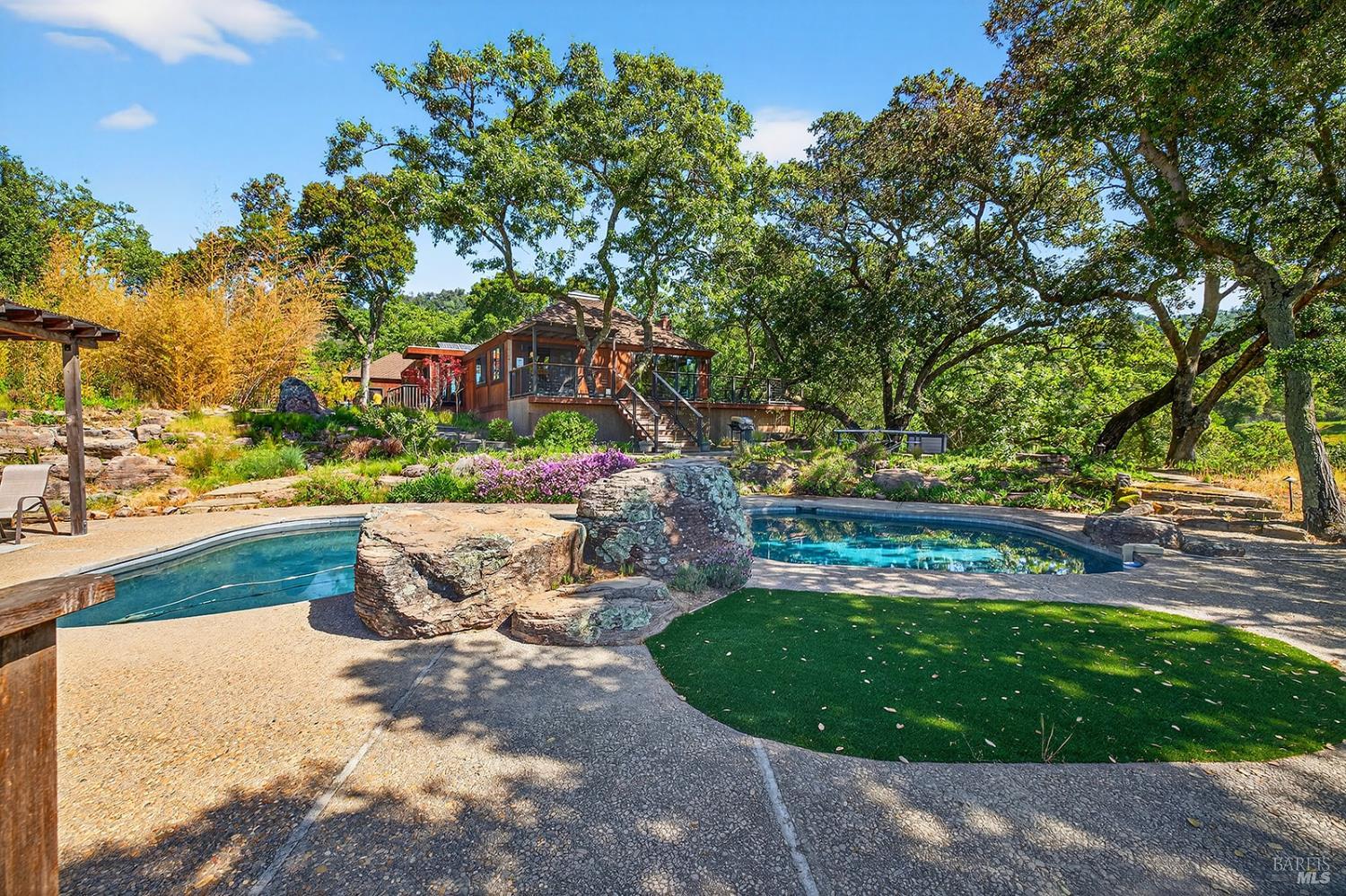 Detail Gallery Image 51 of 71 For 3662 Lovall Valley Rd, Sonoma,  CA 95476 - 3 Beds | 2 Baths