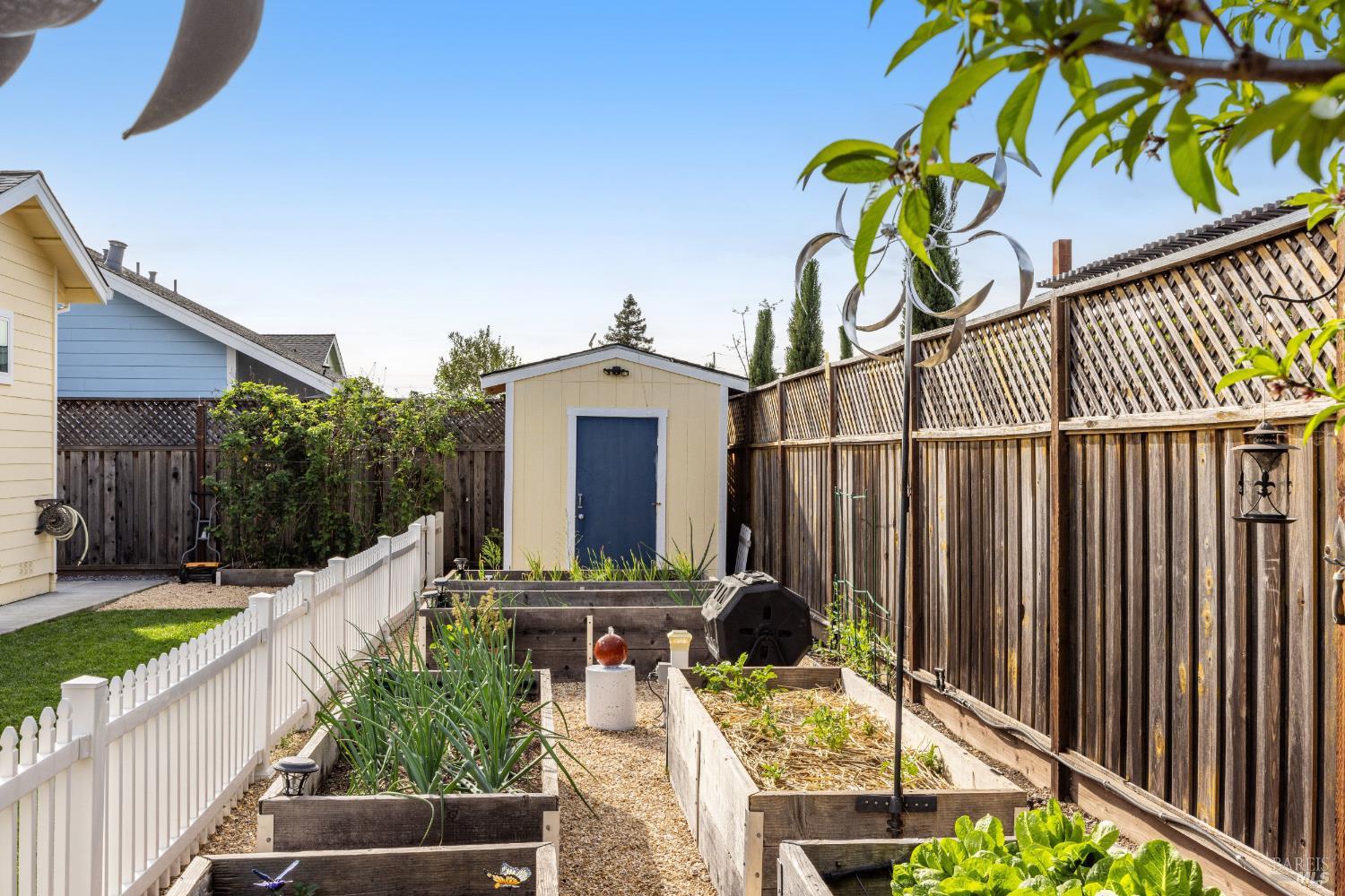 Detail Gallery Image 43 of 44 For 1935 San Marcos Dr, Santa Rosa,  CA 95403 - 3 Beds | 2 Baths