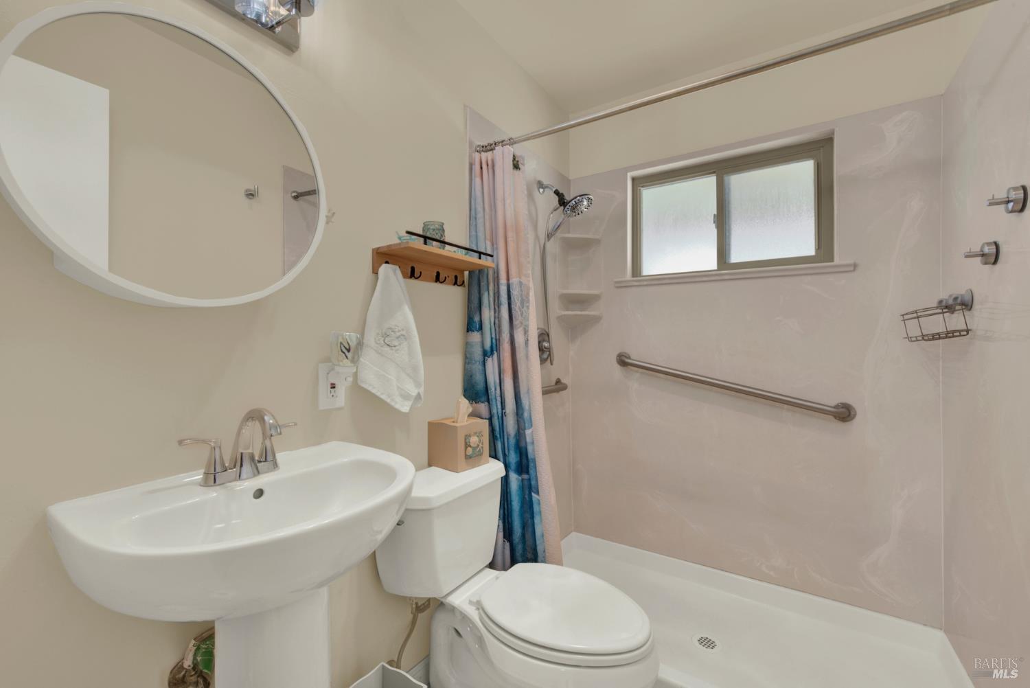 Detail Gallery Image 14 of 26 For 1624 Dover Ave, Fairfield,  CA 94533 - 3 Beds | 1 Baths