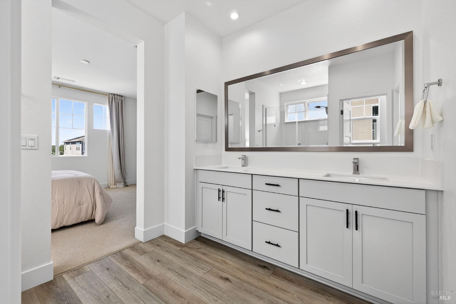 Detail Gallery Image 28 of 46 For 2782 Bella Cir, Santa Rosa,  CA 95407 - 3 Beds | 2/1 Baths