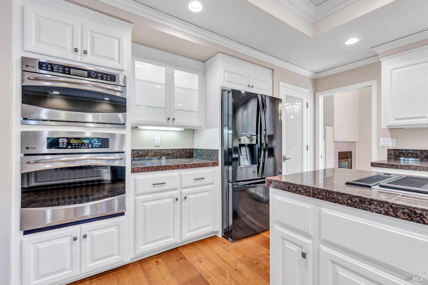 Detail Gallery Image 17 of 76 For 3229 Seminole Cir, Fairfield,  CA 94534 - 5 Beds | 3 Baths