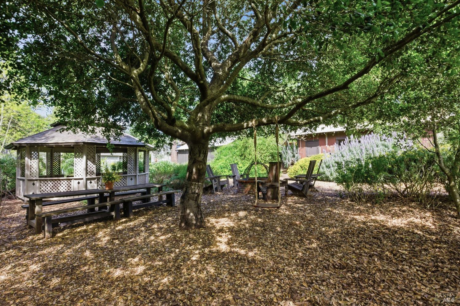 Detail Gallery Image 47 of 58 For 2072 Kirkland Ave, Napa,  CA 94558 - 3 Beds | 2 Baths