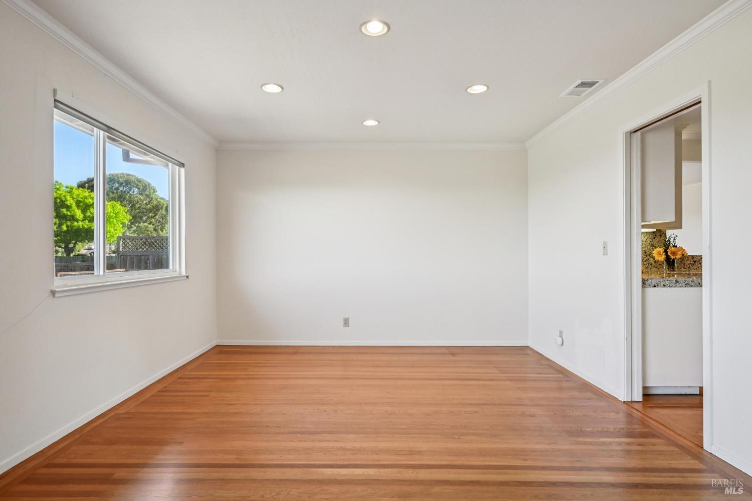 Detail Gallery Image 25 of 65 For 319 Golden Hind Psge, Corte Madera,  CA 94925 - 3 Beds | 2 Baths