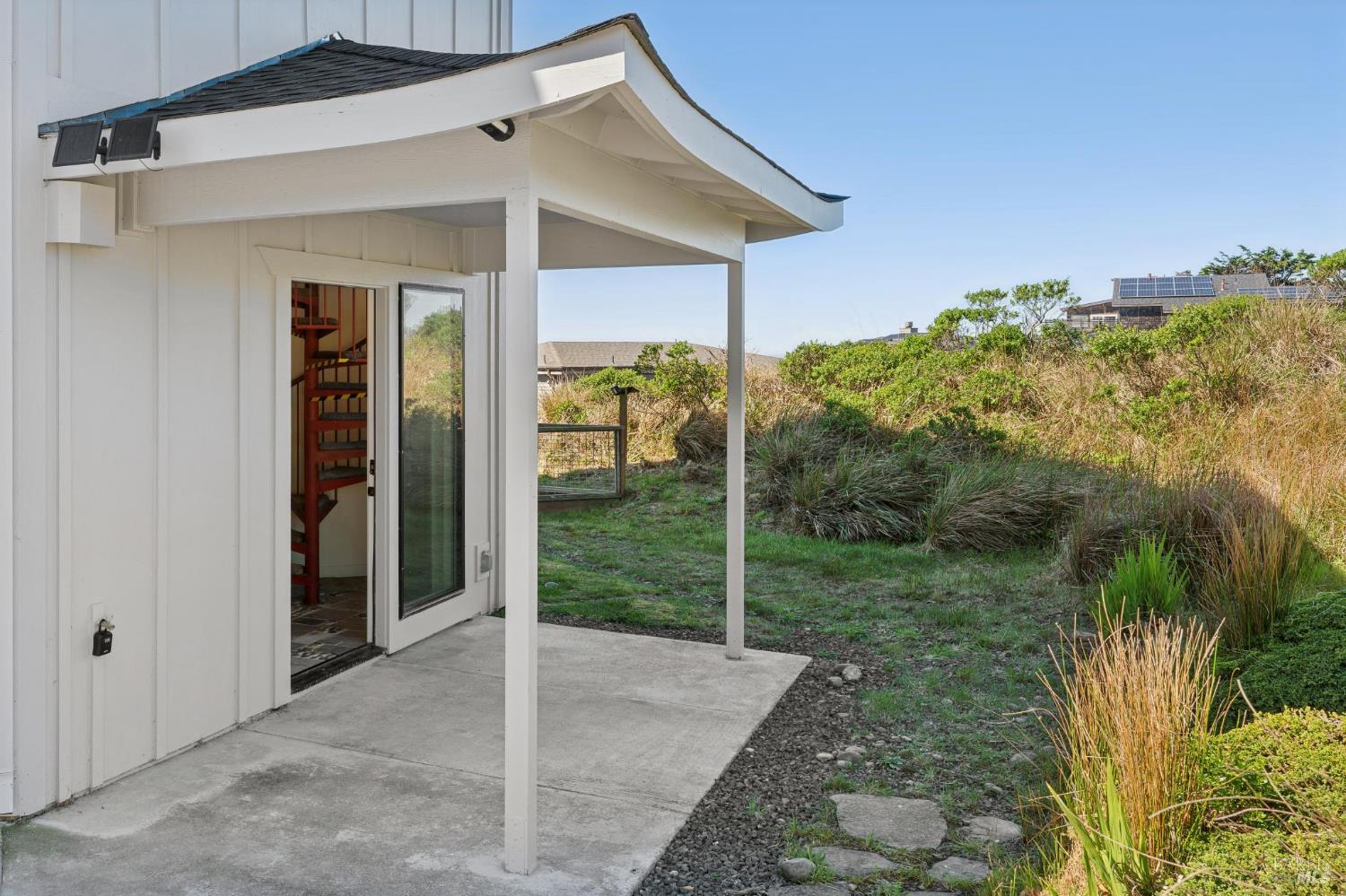 Detail Gallery Image 4 of 98 For 557 Oceana Dr, Dillon Beach,  CA 94929 - 3 Beds | 3 Baths