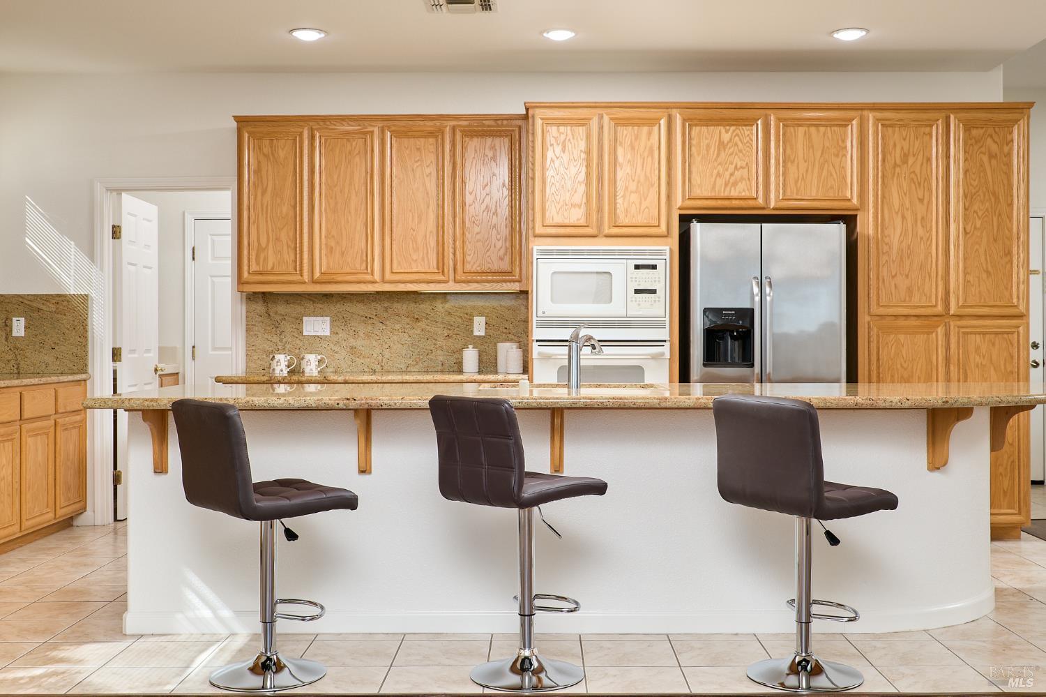 Detail Gallery Image 15 of 39 For 604 American Falls Dr, Rio Vista,  CA 94571 - 3 Beds | 3/1 Baths