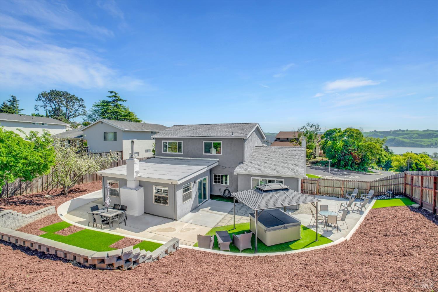 Detail Gallery Image 31 of 36 For 249 Baker St, Benicia,  CA 94510 - 4 Beds | 2/1 Baths